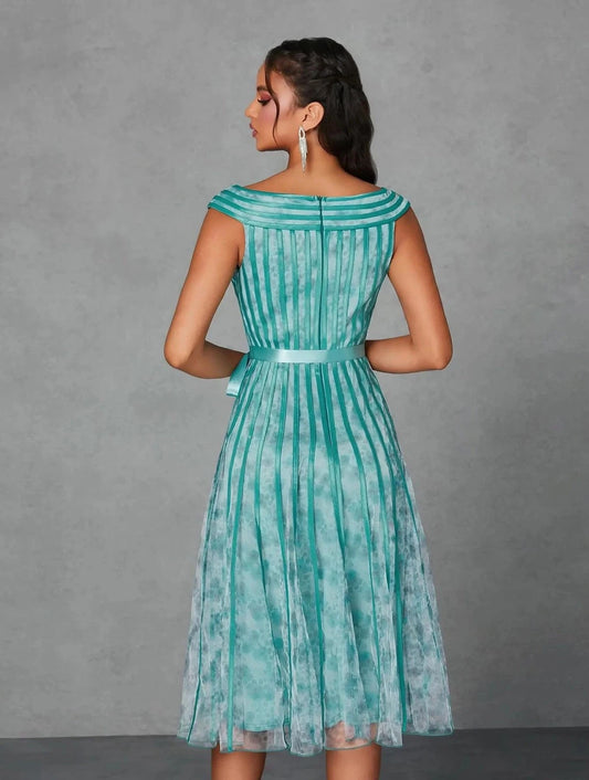 Round-Neck Printed Mesh Evening Dress