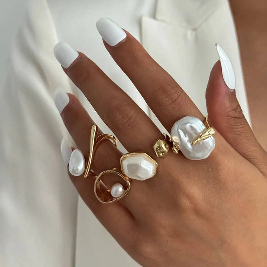 Baroque Pearl Ring Set