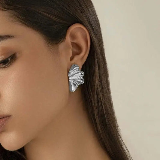 Vintage Irregular Half Flower Stud Earrings for Women Elegant Geometric Metal Petals Piercing Earring Party Jewelry Gifts