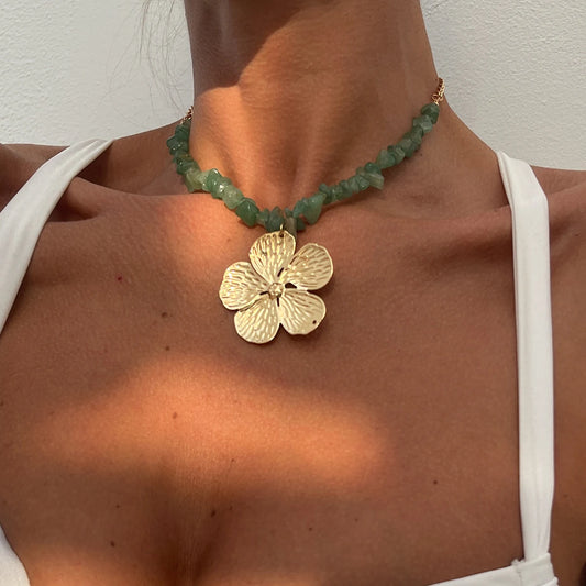 Crushed Stone Flower Necklace