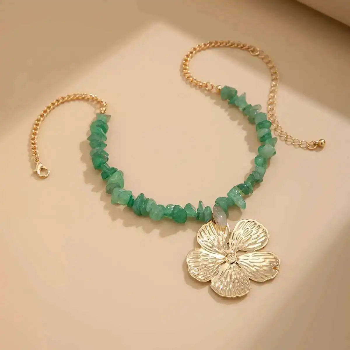 Green Stone Flower Pendant Necklace