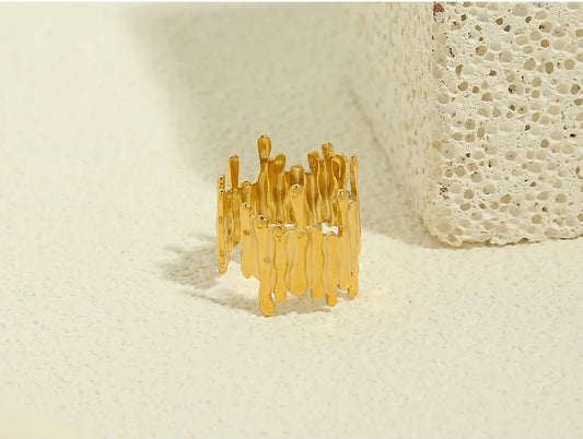 Sculpted Wide Ring