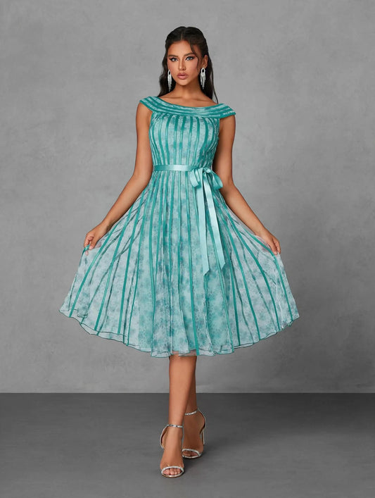 Round-Neck Printed Mesh Evening Dress