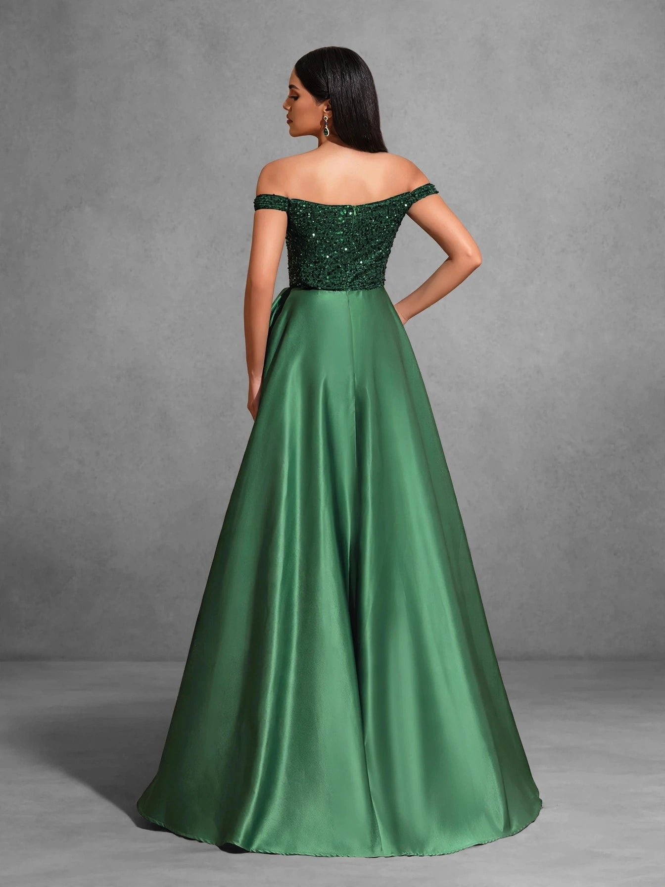 One-shoulder Dress with Bow Decoration at Waist and Sequined