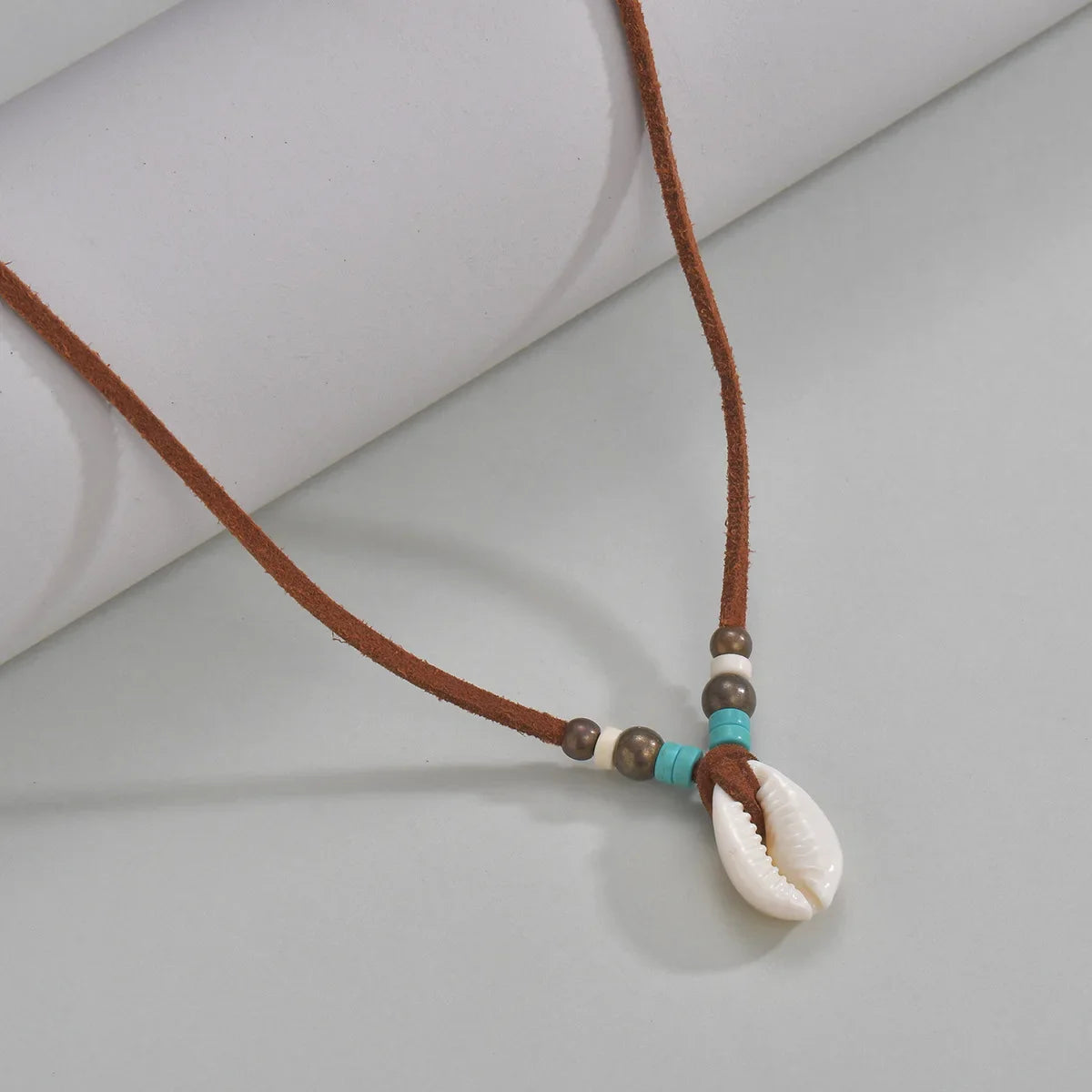Minimalist Shell Pendant Necklace