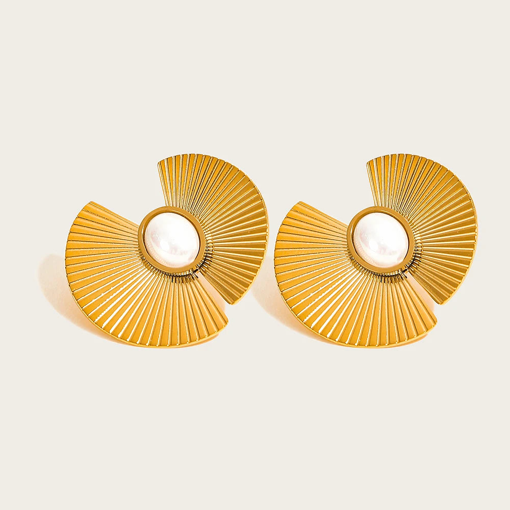Imitation Pearl Flower Statement Earrings