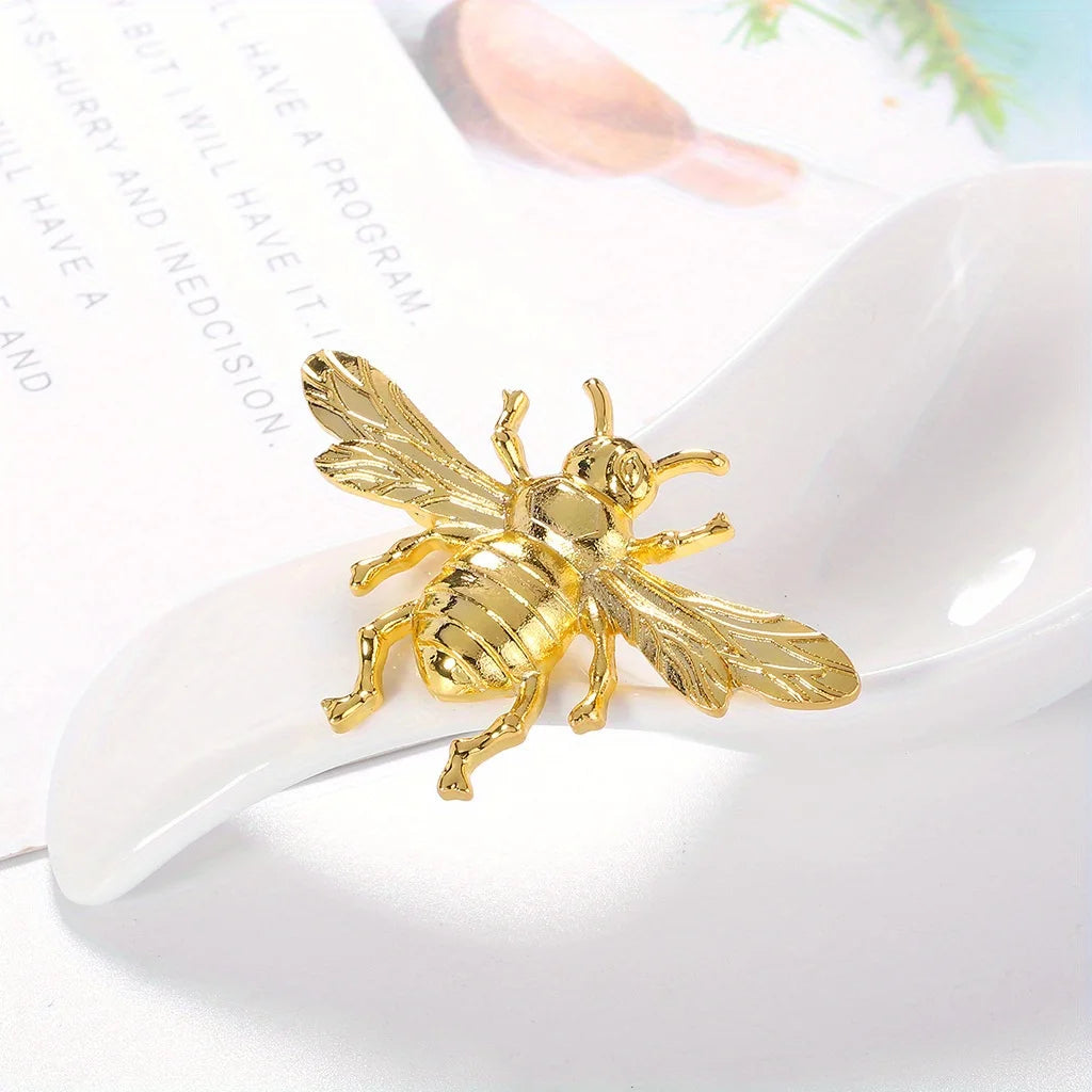 SKEDS Luxury Exaggerated Vintage Women Crystal Bee Brooch Pin Fashion Elegant Lady Exquisite Insect Rhinestone Badges