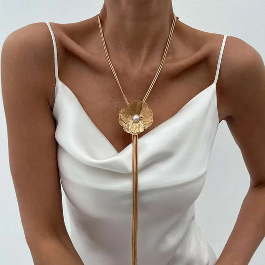 Long Tassel Flower Pendant Necklace