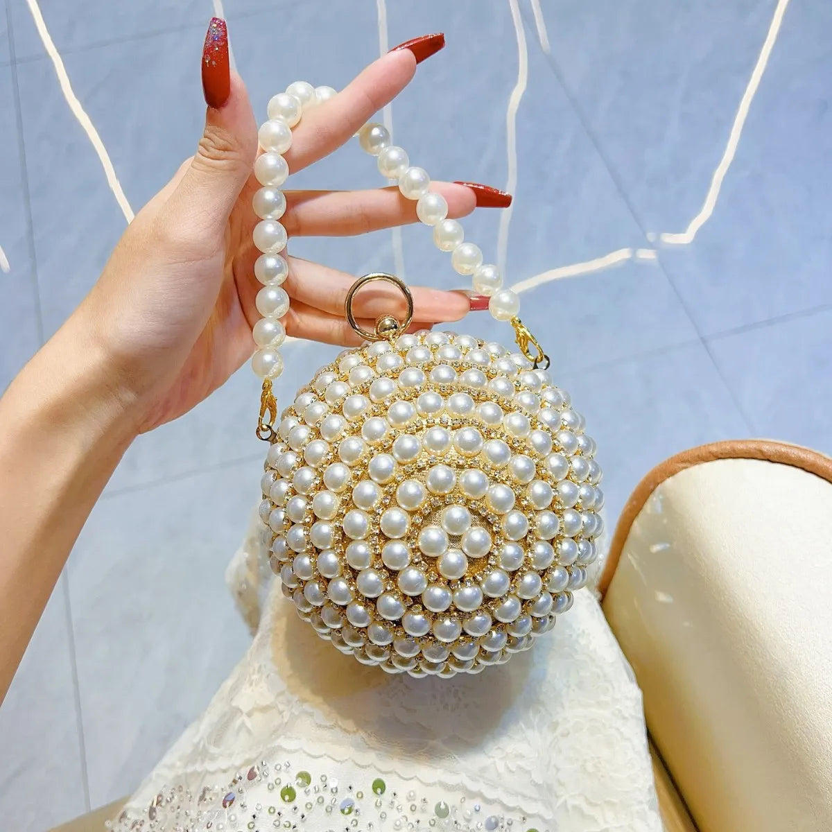 Round Pearl Clutch Purse Handbag Luxury Elegant Evening Bag Ring Handle For Women Bride Bridesmaid Wedding Party Handbag Purses
