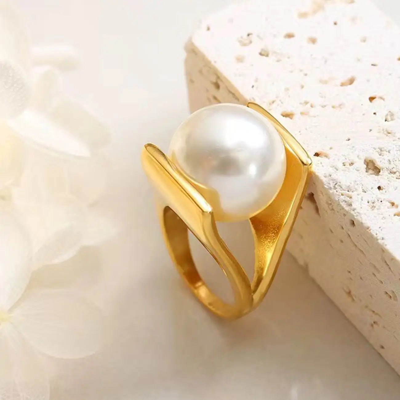 A Y-Shaped French-Style Imitation Pearl Ring, a Stylish and