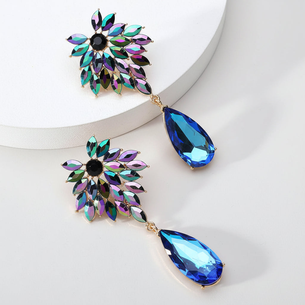 Elegant Leaves Teardrop Dangle Earrings for WomLuxury Design Sparkly