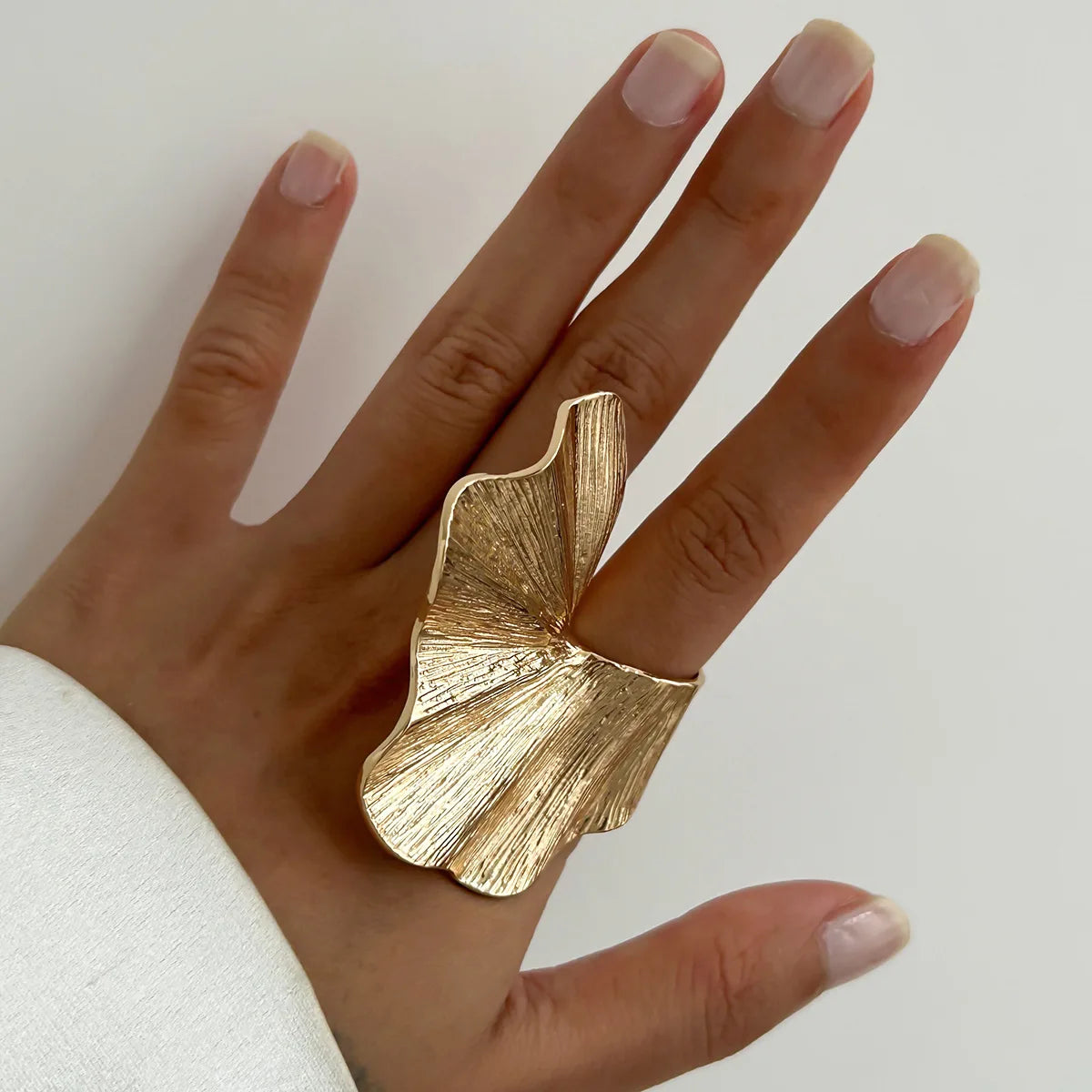 Geometric Ring Set