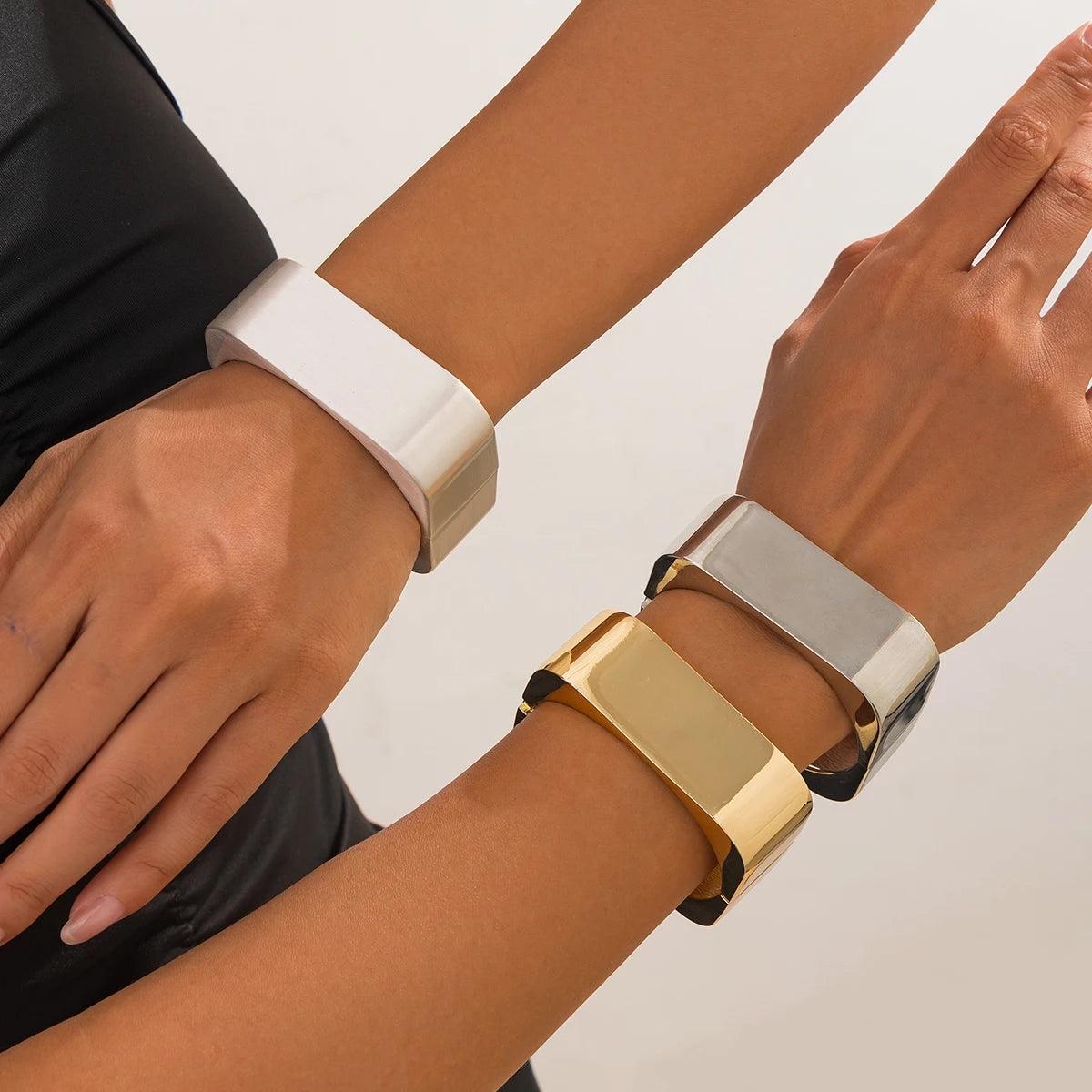 Simple Geometric Smooth Metal Cuff Bangles Trending Punk Gold Color Spring Bracelets