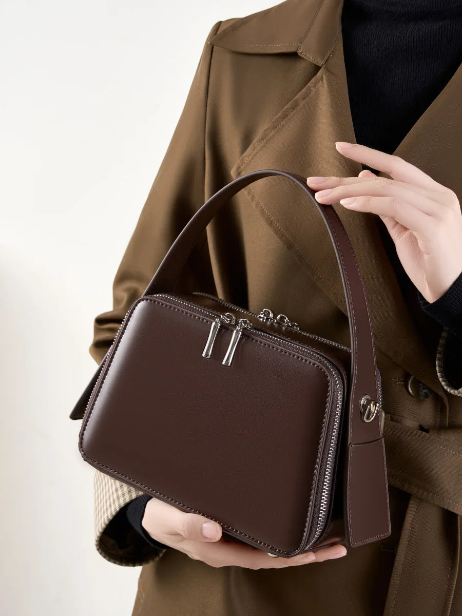 YANATARI Vintage Cowhide Shoulder Bag 2026