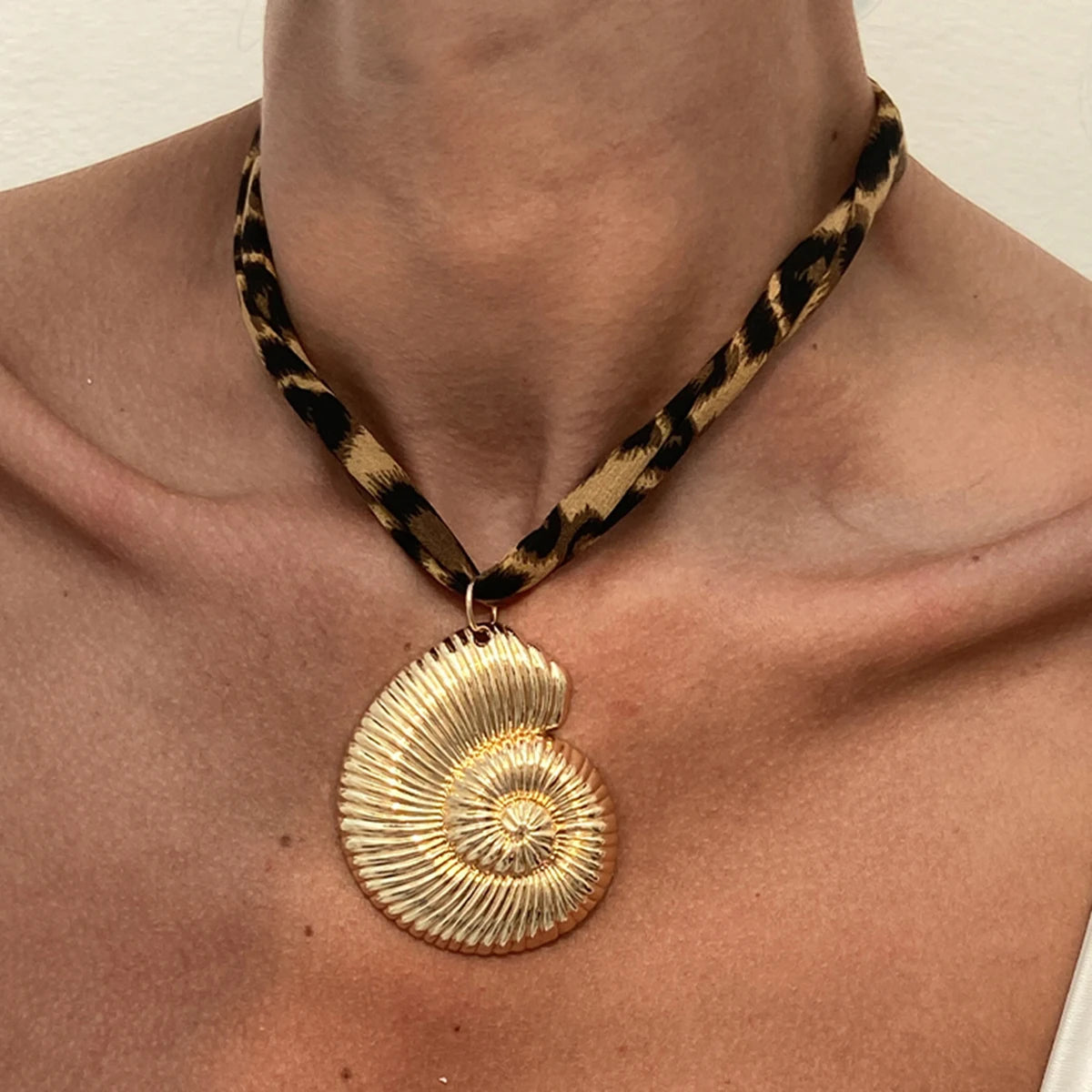Starfish & Heart Pendant Choker
