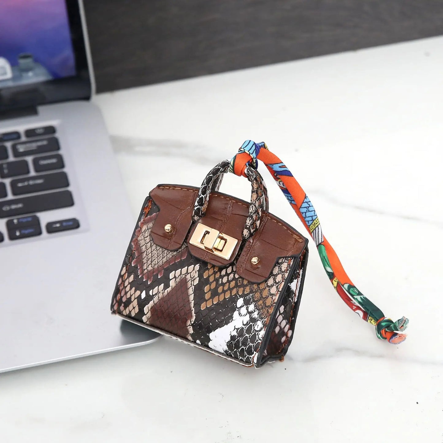 2026 New Cute House Mini Bag, Fashion Hanging Ornament, Multifunctional Key Earphone Storage Bag