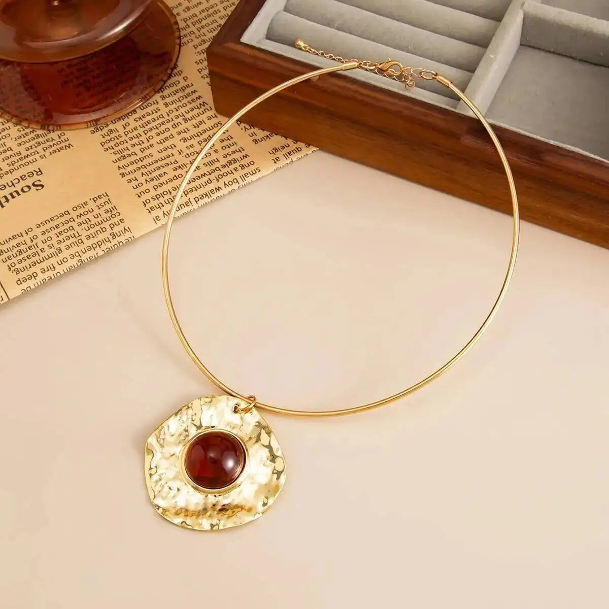 Resin Round Pendant Choker