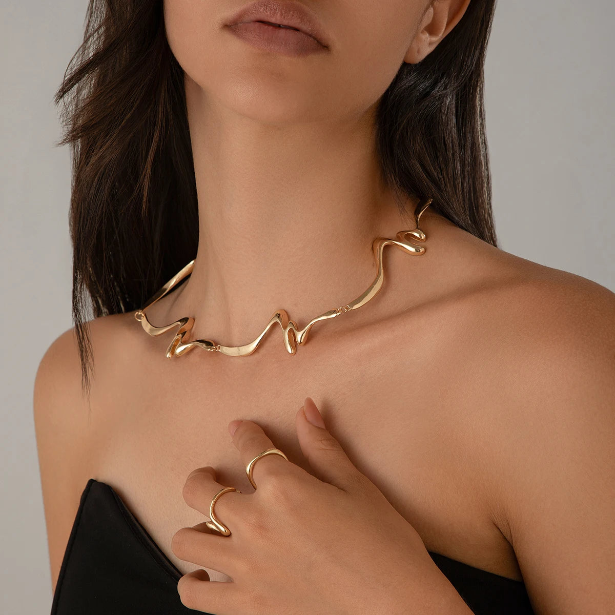 Vintage Metal Choker Necklace