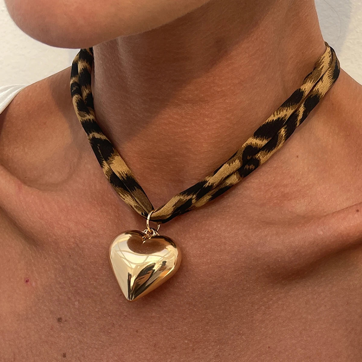 Starfish & Heart Pendant Choker