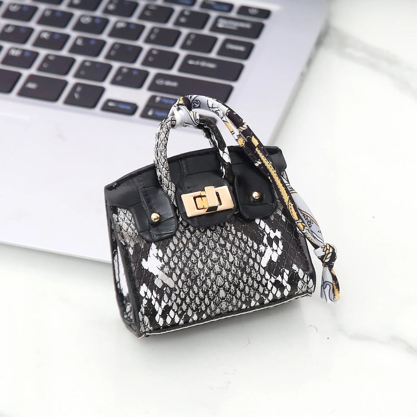 2026 New Cute House Mini Bag, Fashion Hanging Ornament, Multifunctional Key Earphone Storage Bag