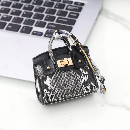 2026 New Cute House Mini Bag, Fashion Hanging Ornament, Multifunctional Key Earphone Storage Bag