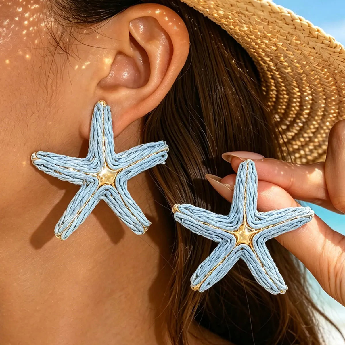 Vibrant Color Straw Woven Starfish Statement Earrings Gold Trim Ocean Star Raffia Ear Studs Bohemian Vacation Gift for Women