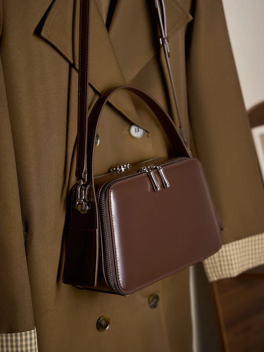 YANATARI Vintage Cowhide Shoulder Bag 2026