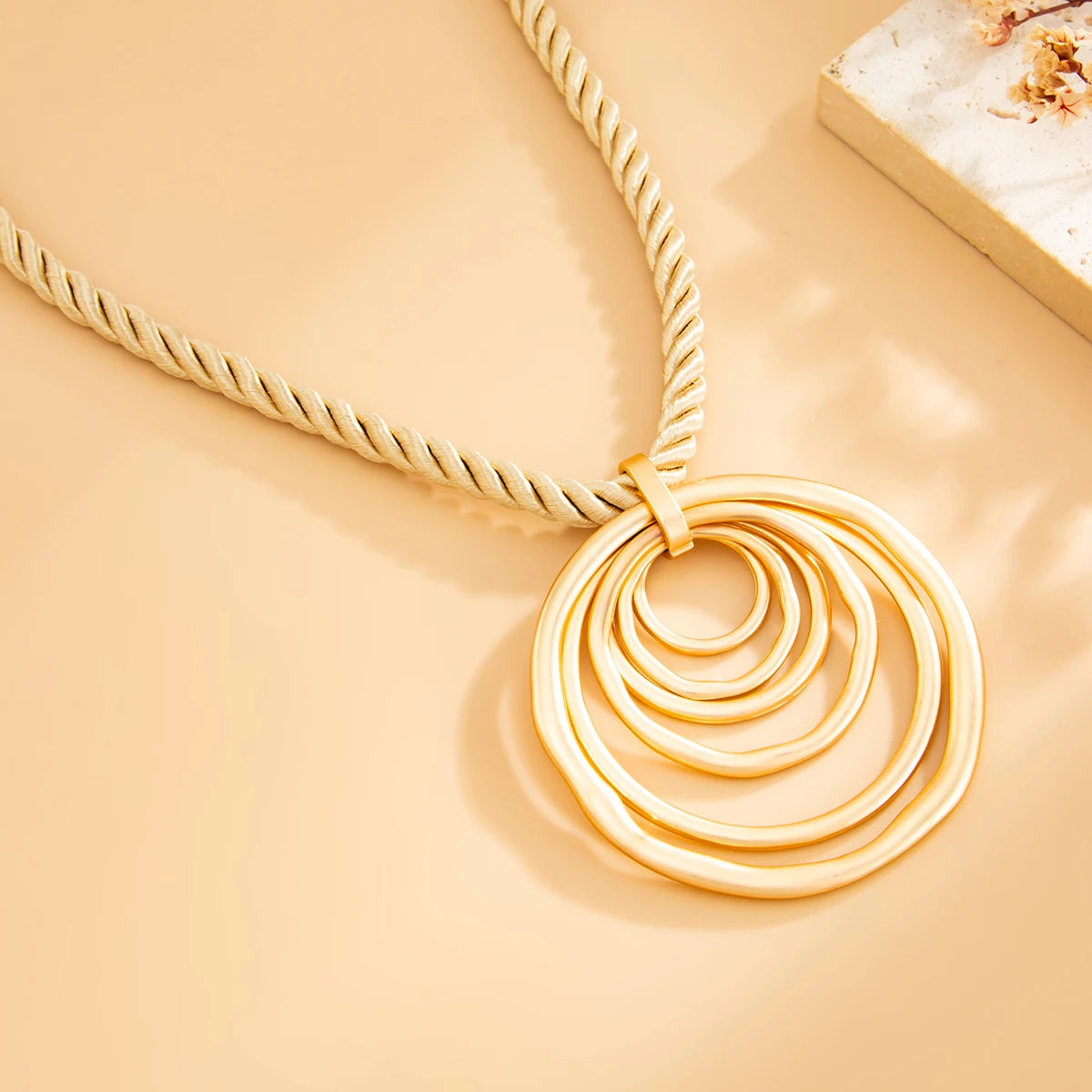 2 Styles Vintage Geometric Large Square Hollowout Pendant Necklace