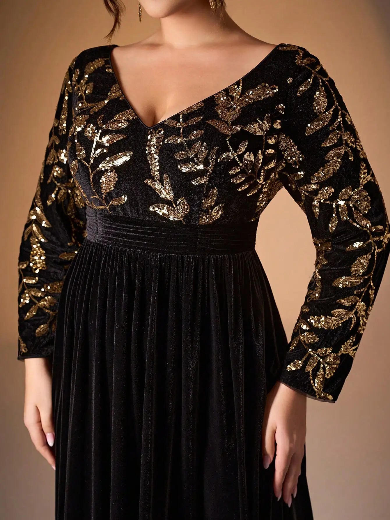 Long Sleeve Velvet Sequin Maxi Dress