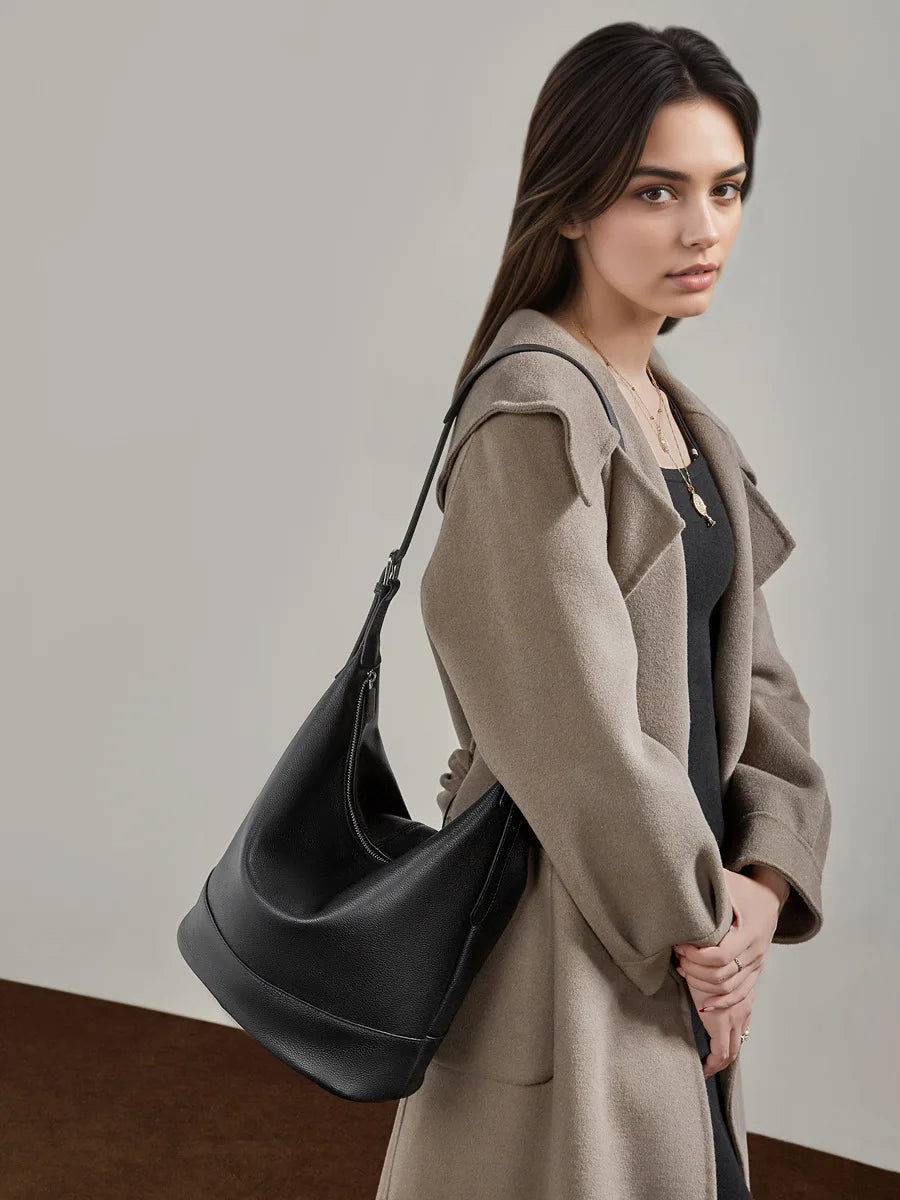 YANATARI Soft Leather Large-Capacity Tote