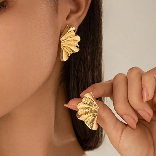 Vintage Irregular Half Flower Stud Earrings for Women Elegant Geometric Metal Petals Piercing Earring Party Jewelry Gifts