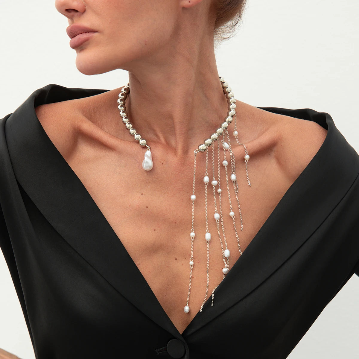 Pearl Tassel Choker Necklace