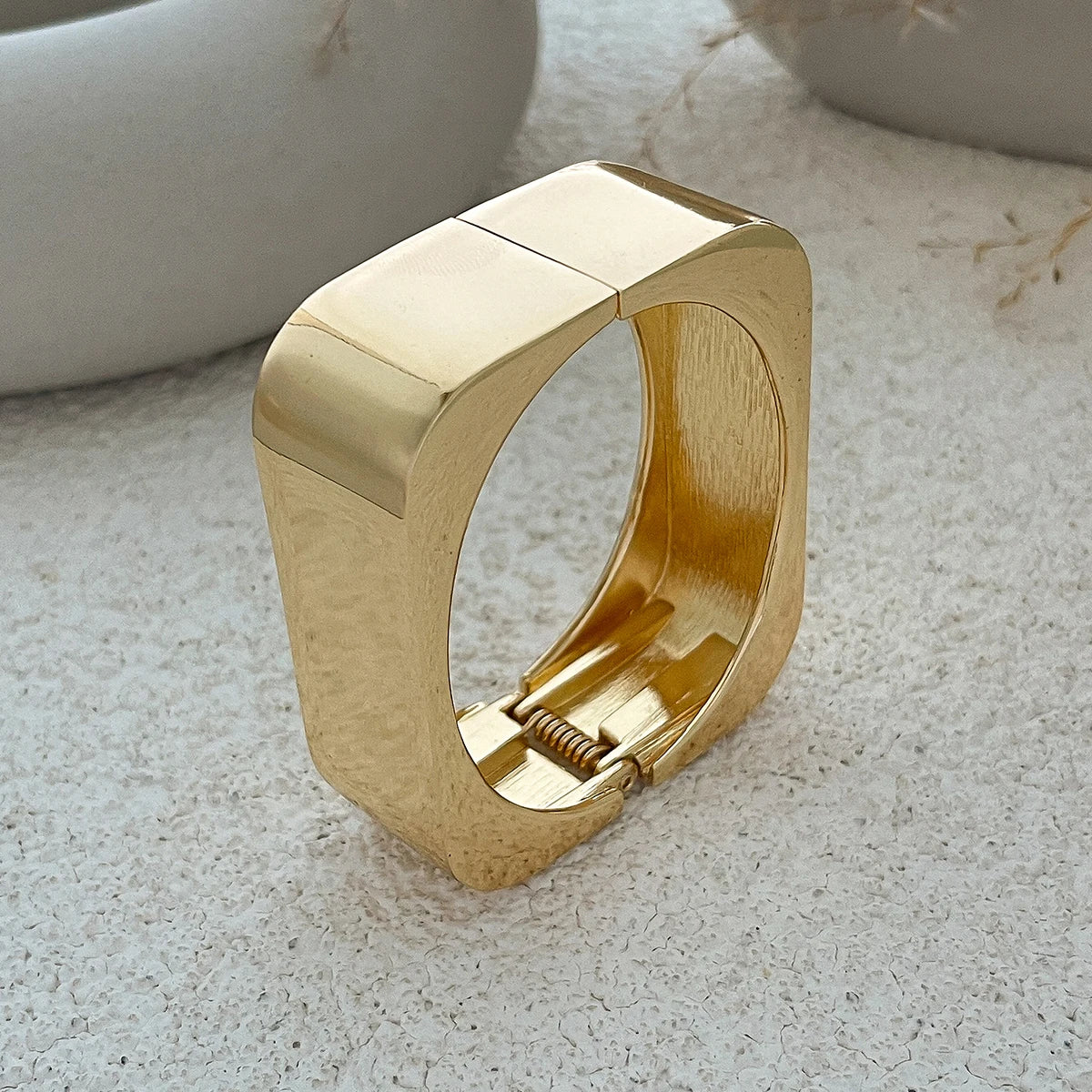 Simple Geometric Smooth Metal Cuff Bangles Trending Punk Gold Color Spring Bracelets