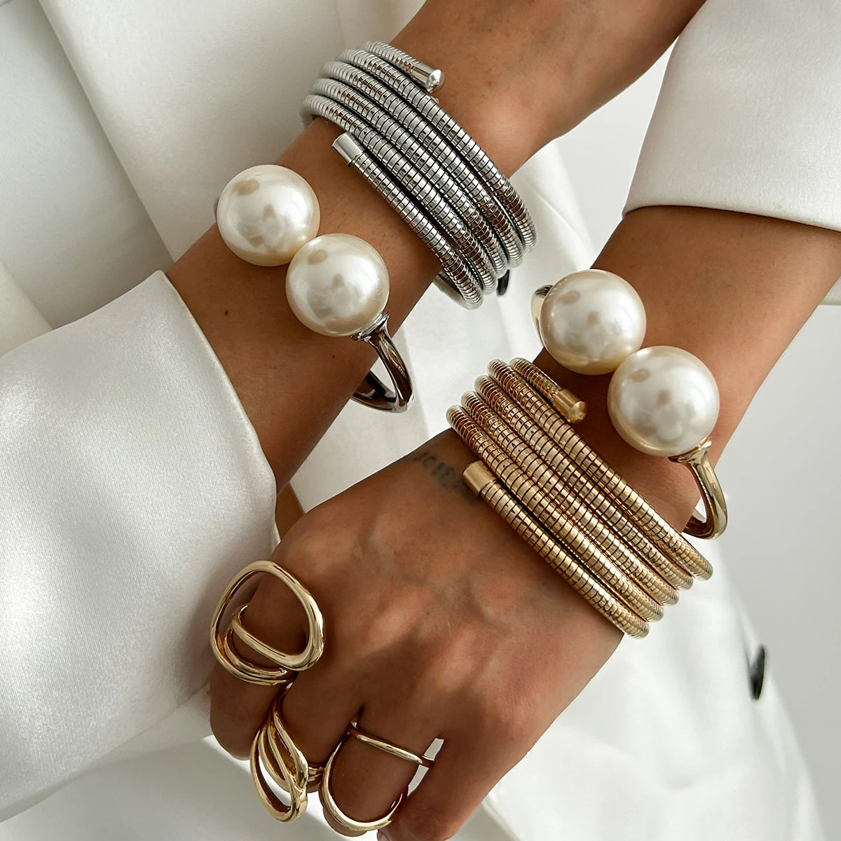 Punk Multilayer Snake Chain Open Spring Bangles Boho Large Imitation Pearl Cuff Bangles Bracelet