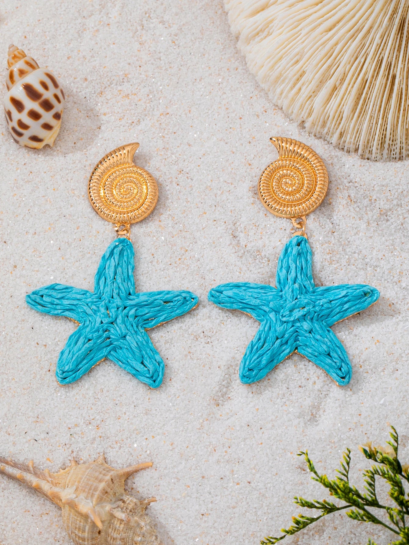 Golden Spiral Conch Blue Raffia Woven Starfish Dangle Earrings for Women Bohemian Summer Beach Seaside Vacation Ocean Style Exaggerated Earrings