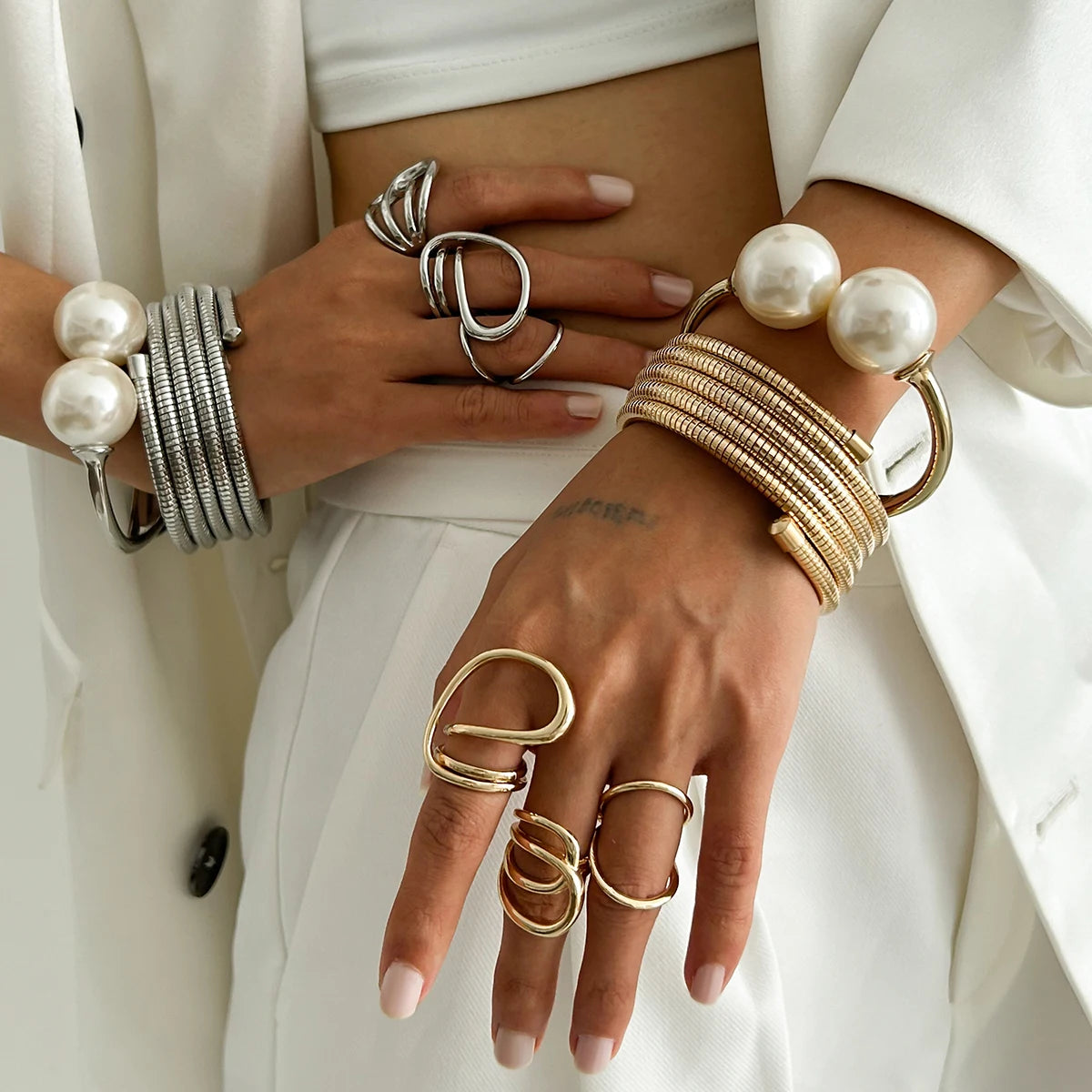 Punk Multilayer Snake Chain Open Spring Bangles Boho Large Imitation Pearl Cuff Bangles Bracelet