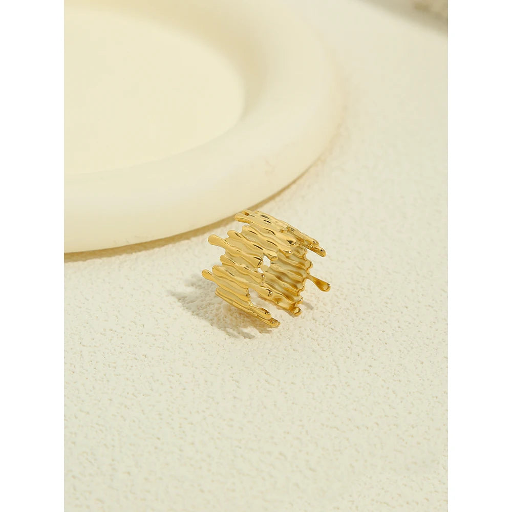 Sculpted Wide Ring