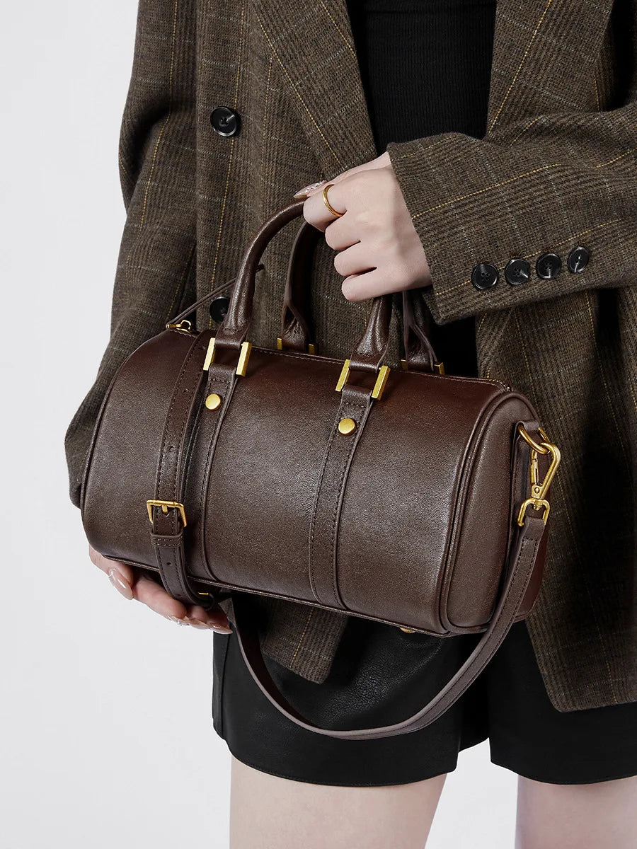 YANATARI Cattle Leather Shoulder Bag