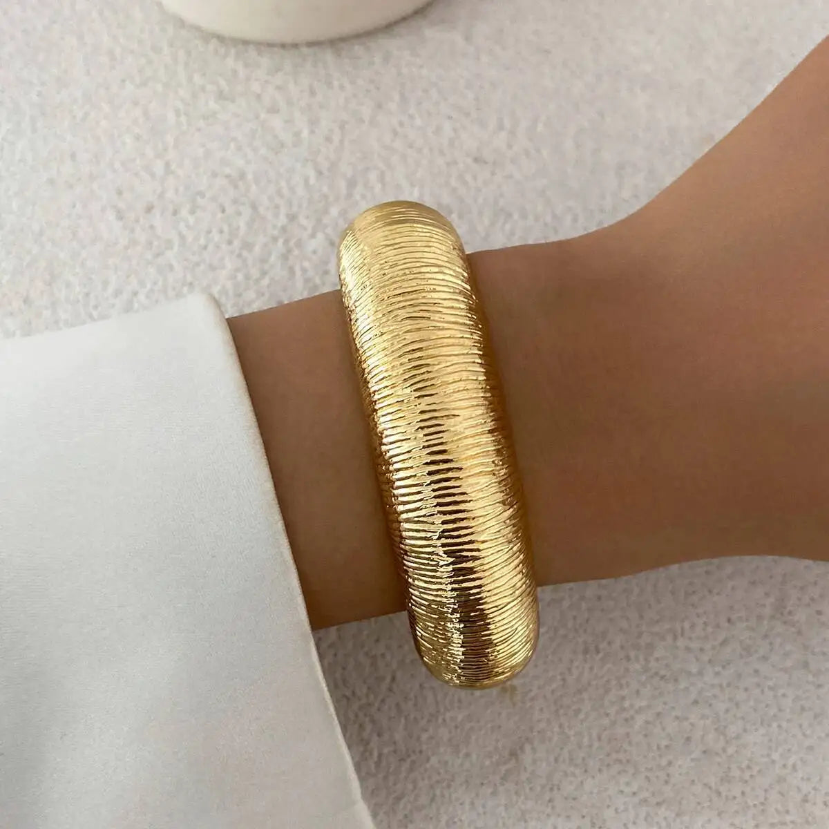 Glossy Wide Bracelet