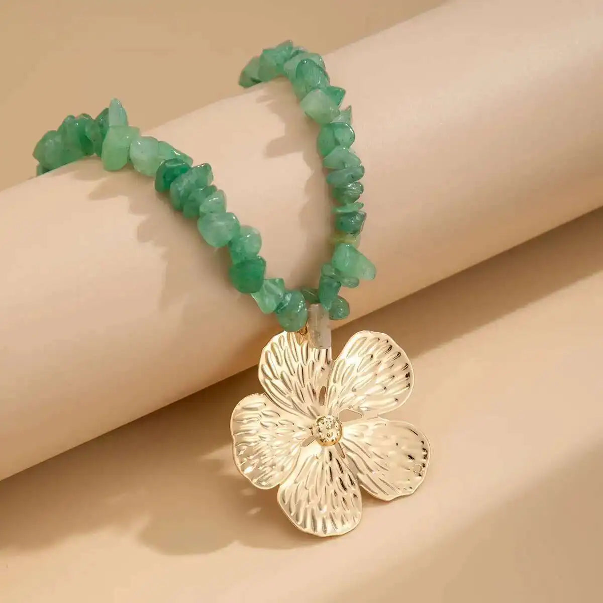 Green Stone Flower Pendant Necklace