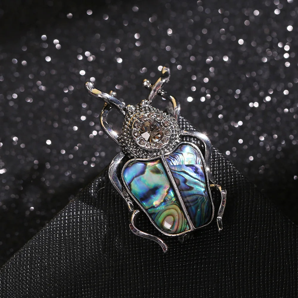 SKEDS Women Full Crystal Exquisite Beetle Brooch Badges Fashion Luxury High-end Elegant Lady Insect Pin Accessories