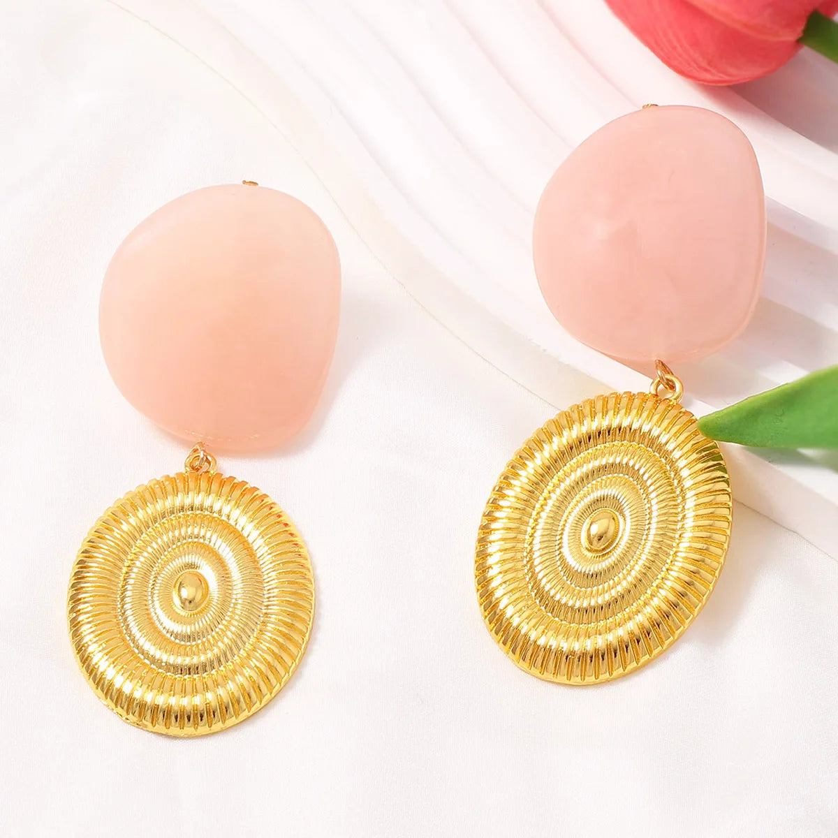 Irregular Geometric Resin Pendant Earrings for Women Ladies Temperament Vintage Metal Shell Drop Earrings Jewelry Accessories