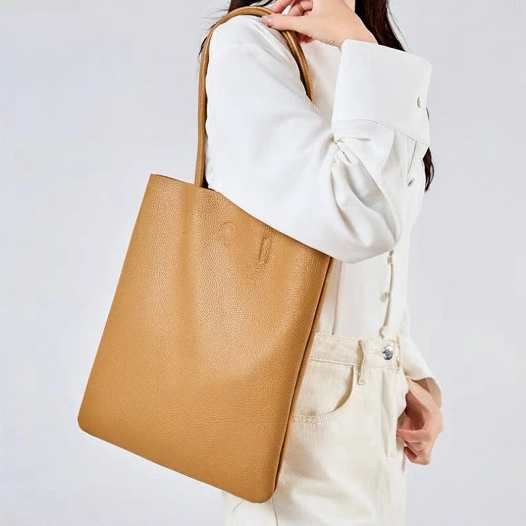 YANATARI Blue Cowhide Leather Bucket Bag