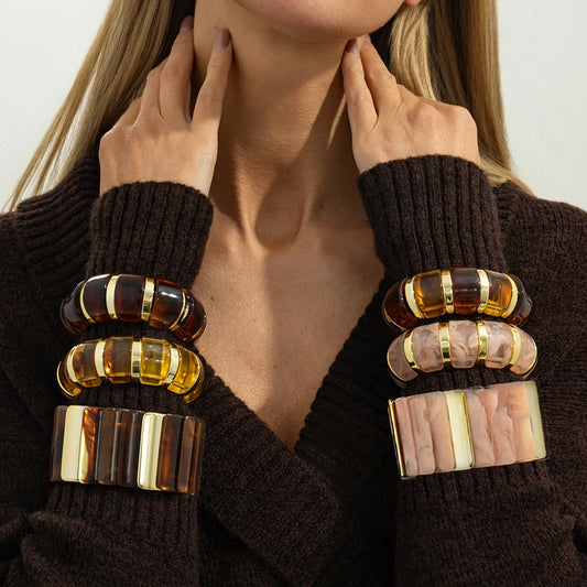Salircon Vintage Acrylic Amber Elastic Geometric Bracelets Women Trendy Stretchy Resin Splice Cuff Bangles Couple Jewelry 2026