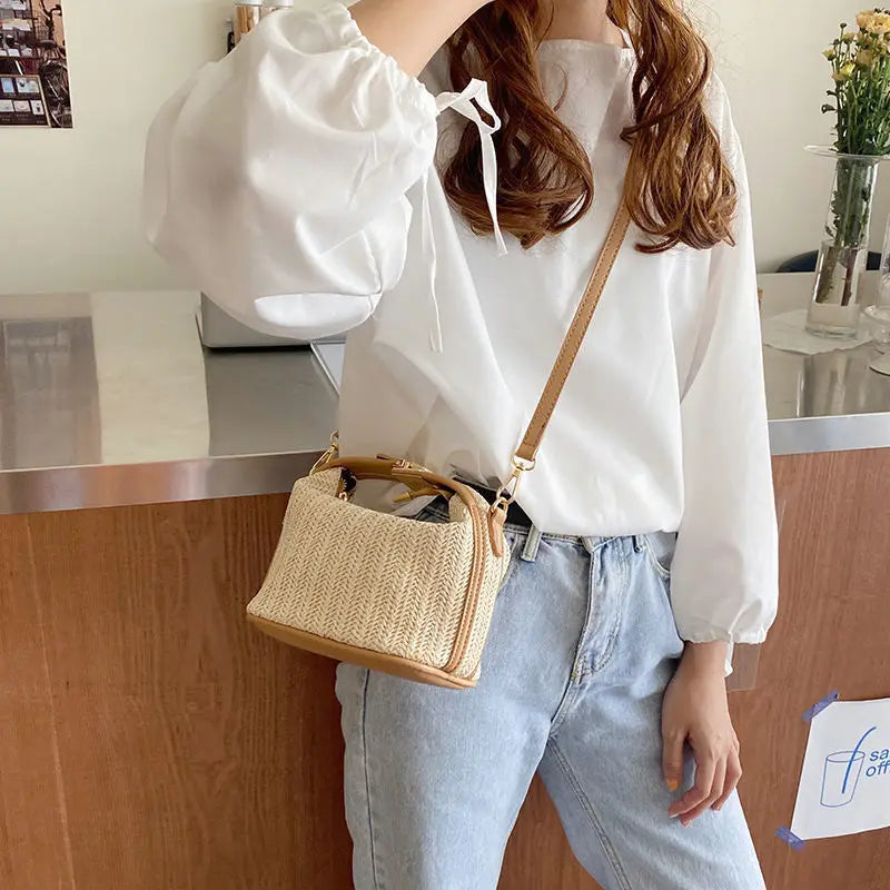 Summer Small Straw Handbag Shoulder Bag Woven Bucket Crossbody