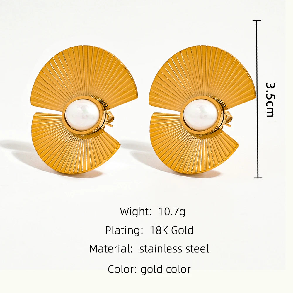 Imitation Pearl Flower Statement Earrings