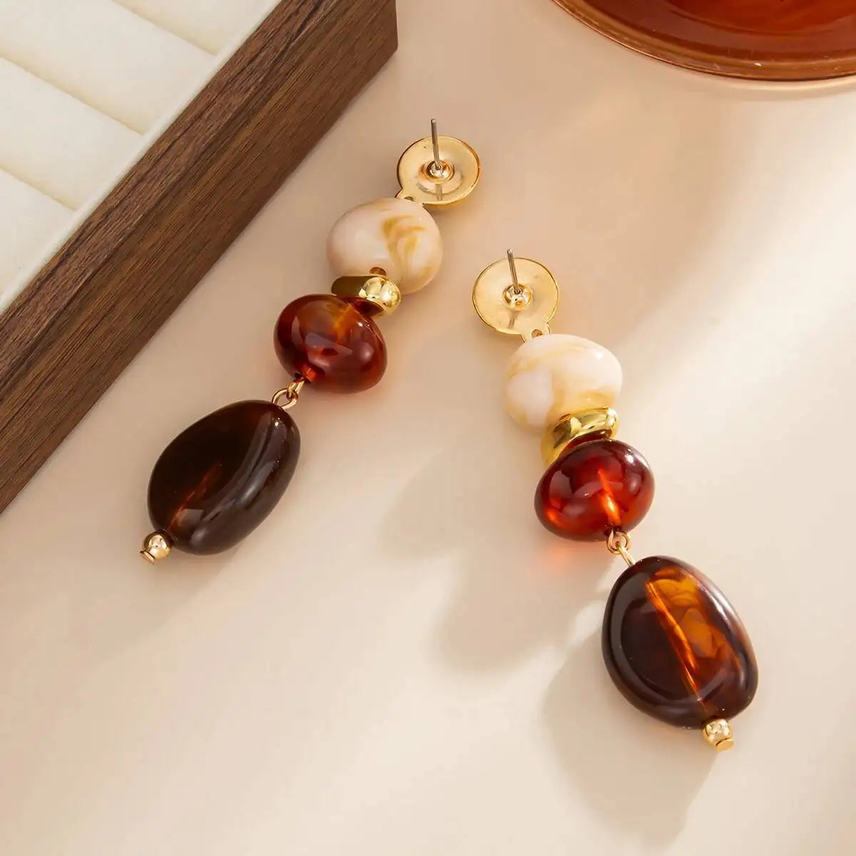 Vintage Resin Acrylic Geometric Pendant Earrings