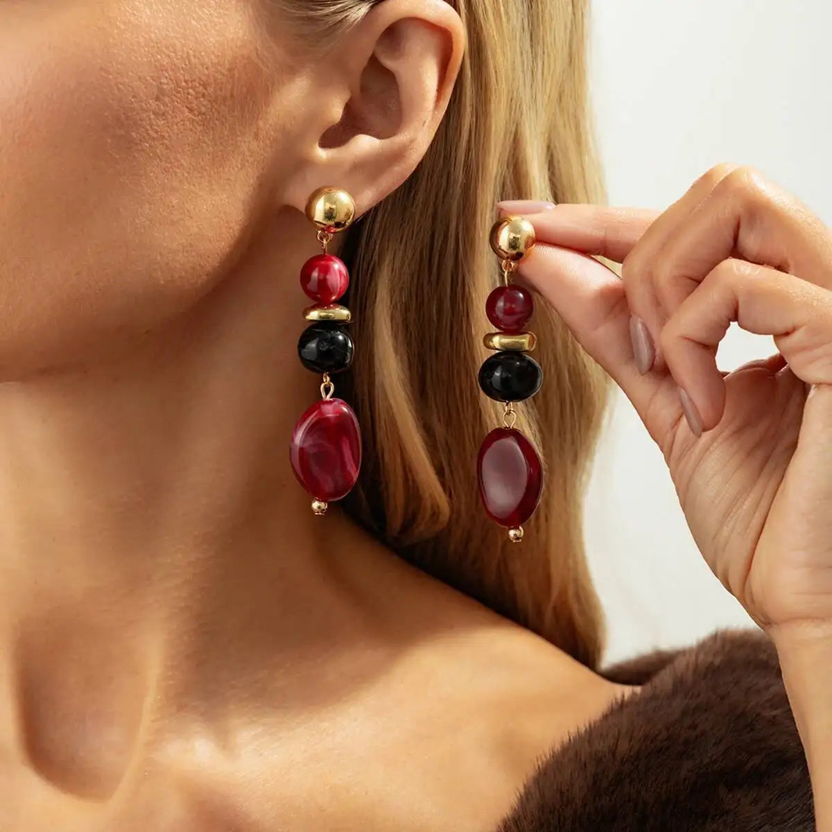 Vintage Resin Acrylic Geometric Pendant Earrings
