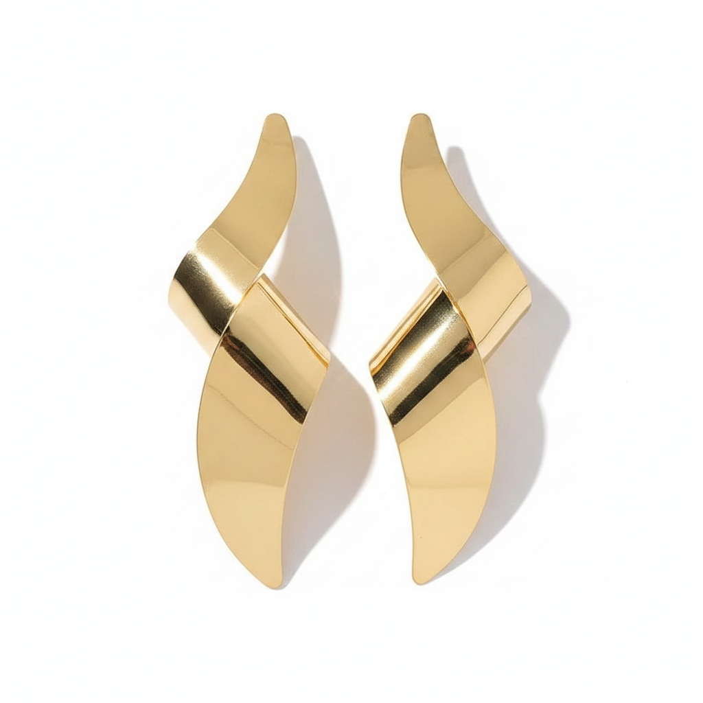 A Pair of Earrings, Exaggerated Irregular Geometric Red Earrings