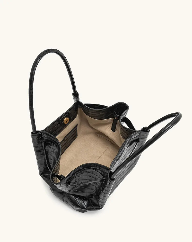 Large Capacity Dumpling Shoulder Bag